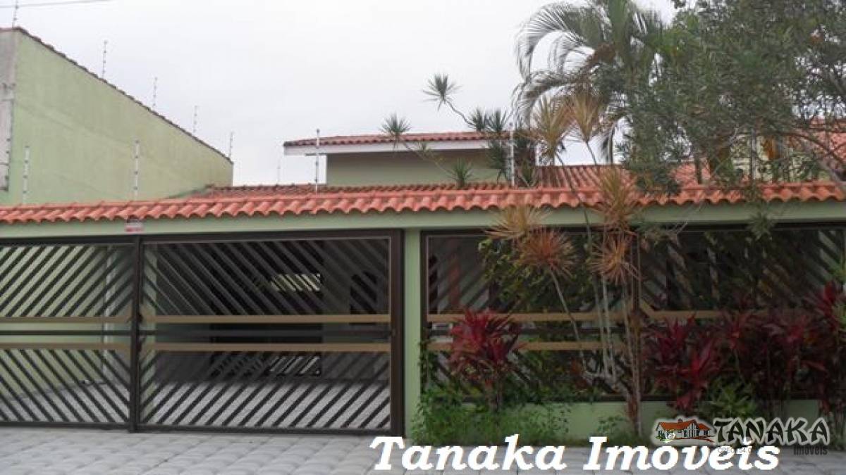 Casa em Peruíbe - Tanaka Imóveis