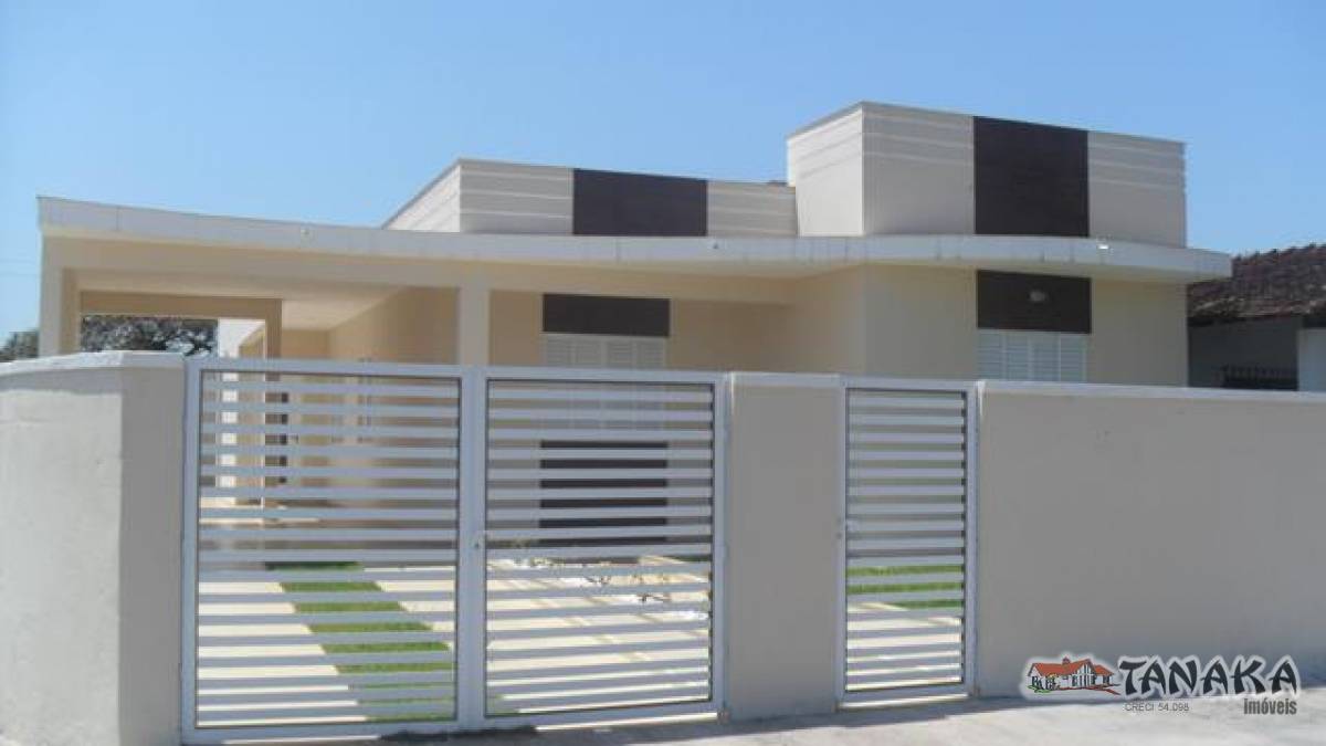 Casa em Peruíbe - Tanaka Imóveis