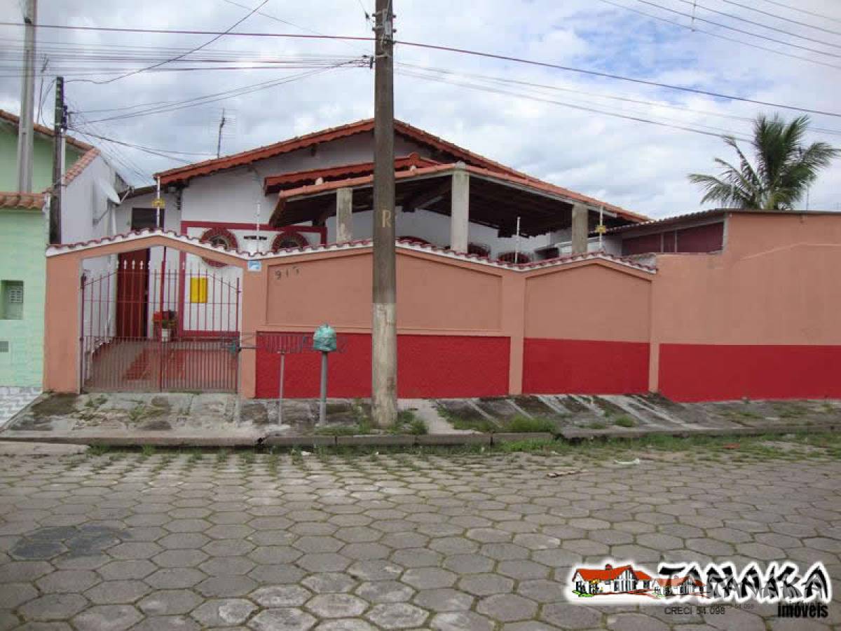 Casa em Peruíbe - Tanaka Imóveis