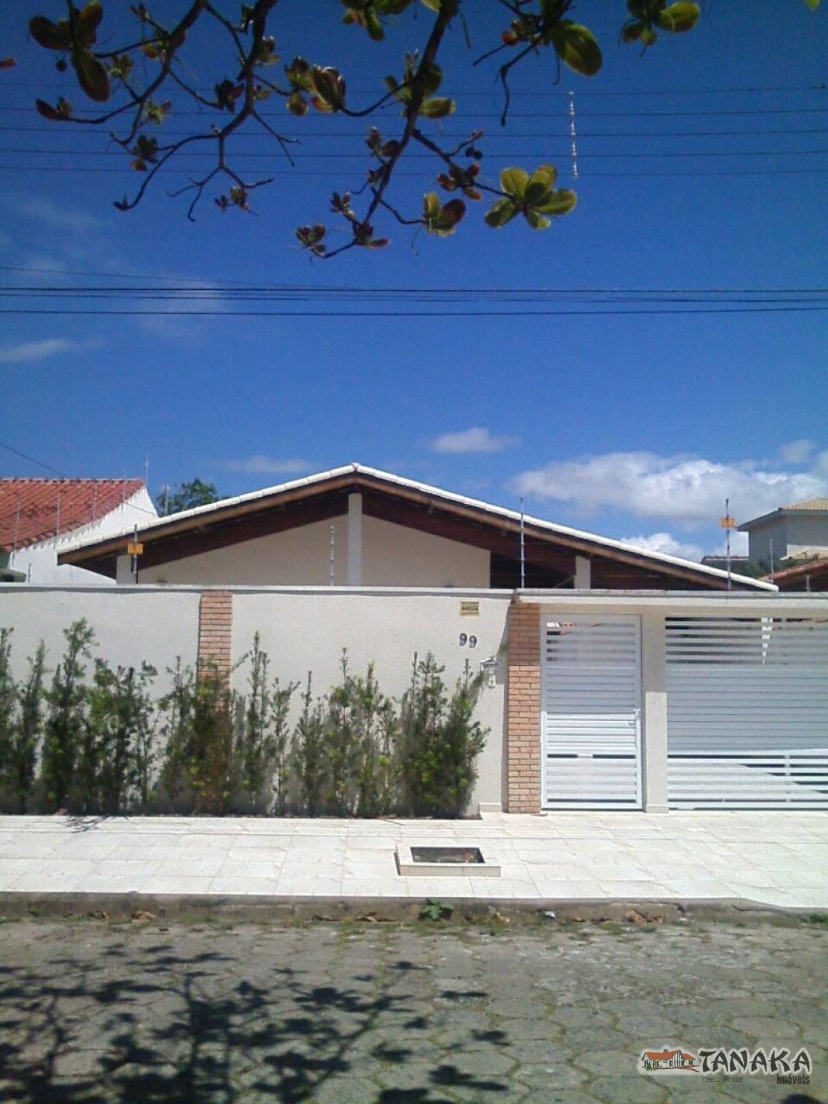Casa em Peruíbe - Tanaka Imóveis